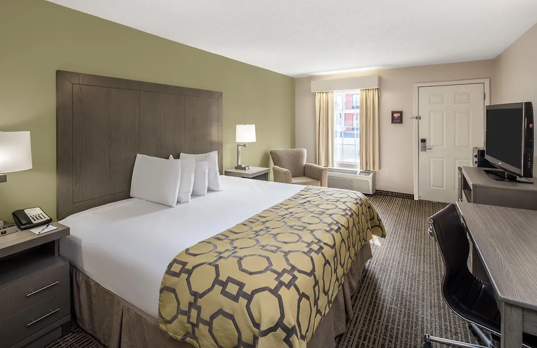 Baymont By Wyndham Cleveland-1