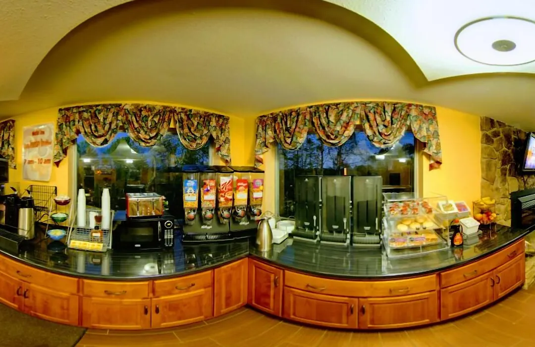 Dahlonega Mountain Inn-1