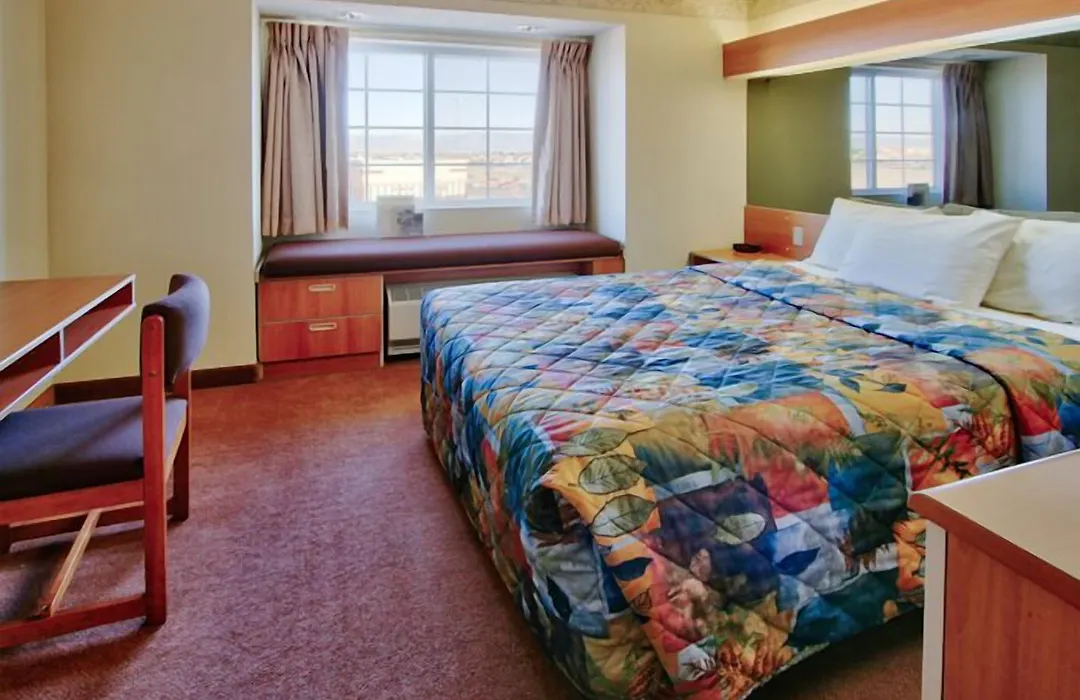 Western Skies Inn & Suites-1