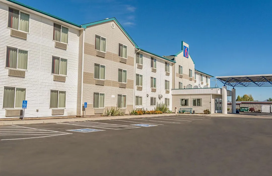 Motel 6-Redmond, Or-1