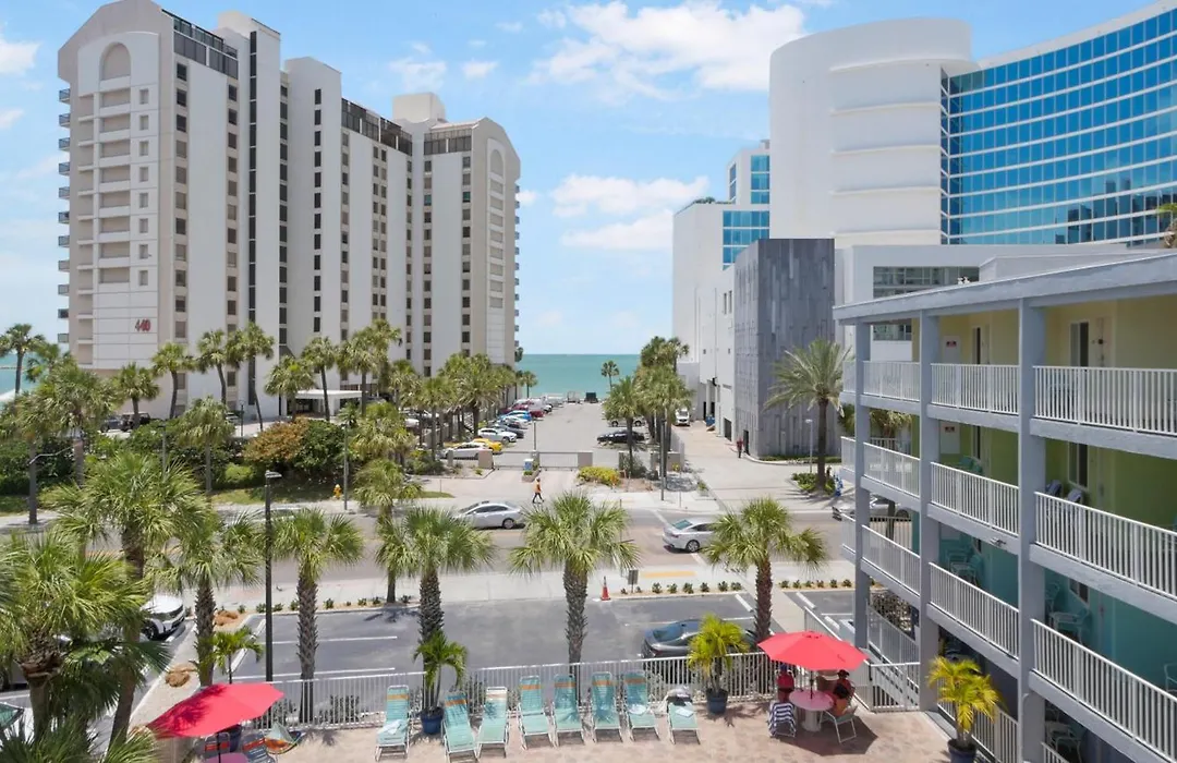 Pelican Pointe Clearwater Beach Hotel-1