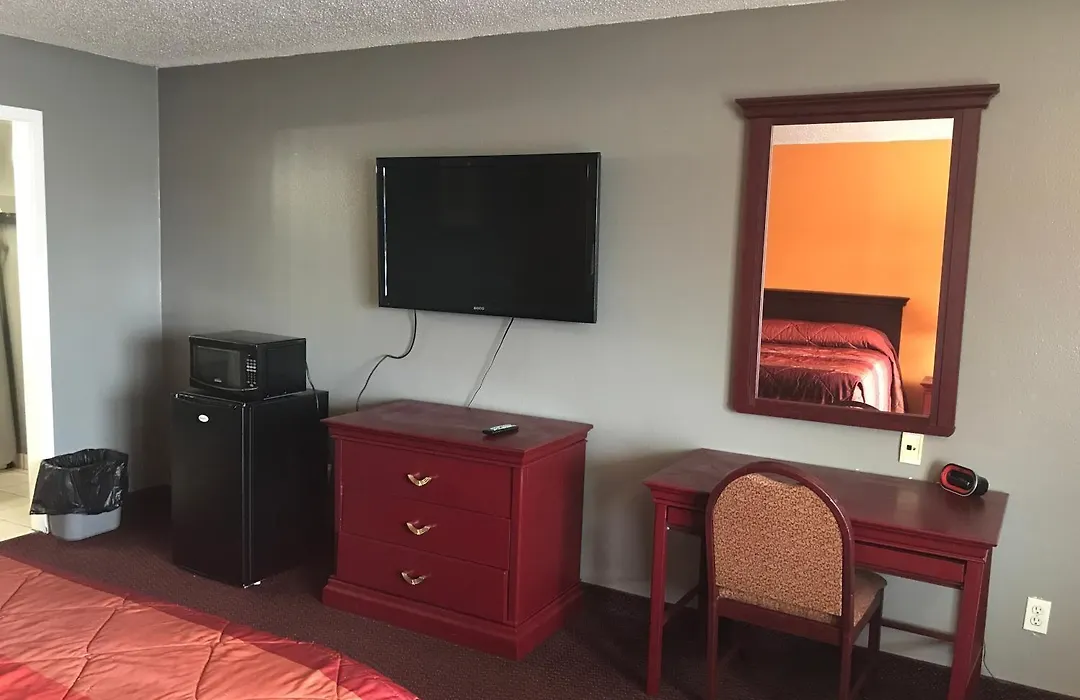 Express Inn Bay City-1