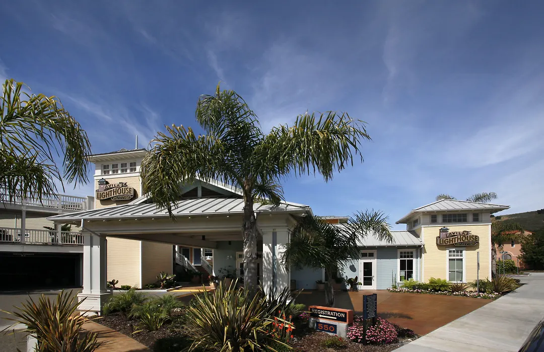Avila Lighthouse Suites-1