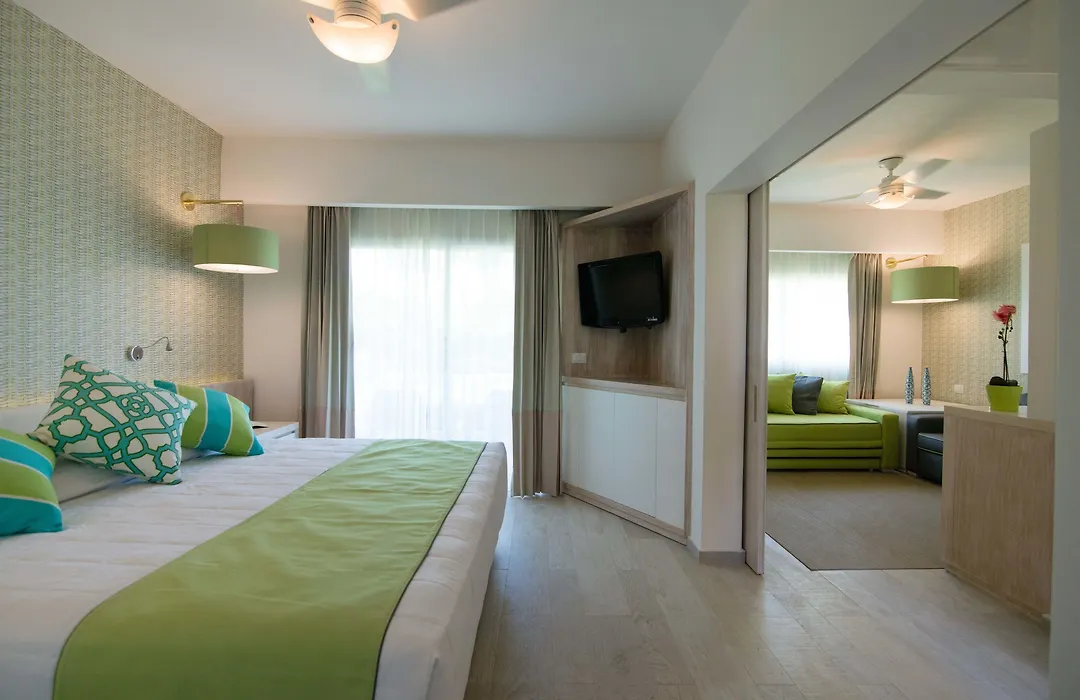 Grand Sirenis Punta Cana Resort & Aquagames-1