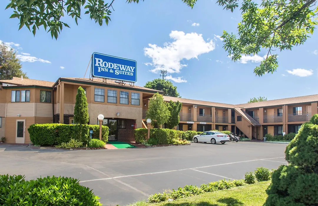 Rodeway Inn & Suites Branford - Guilford-1