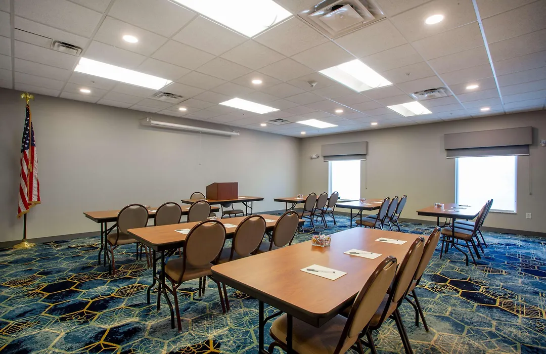 Hampton Inn Watertown-1