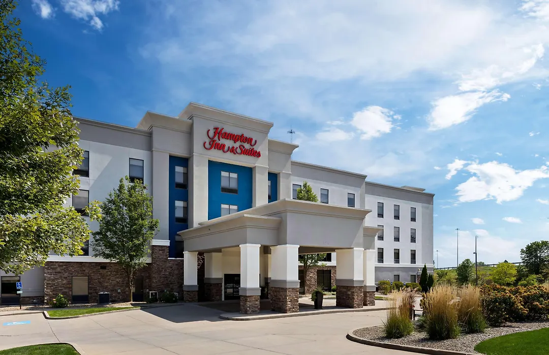 Hampton Inn & Suites Canton-1