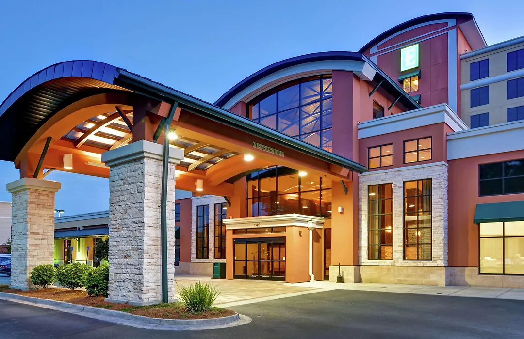 Embassy Suites Savannah Airport-1