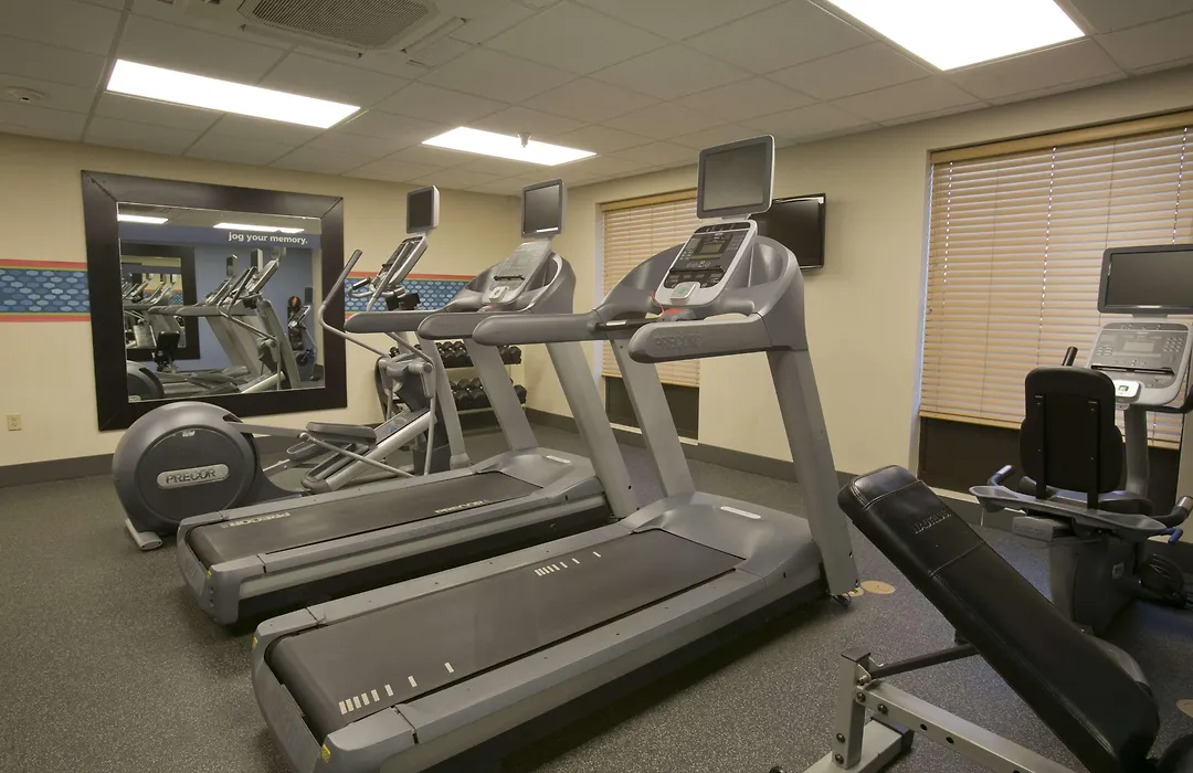 Hampton Inn & Suites Wiggins-1