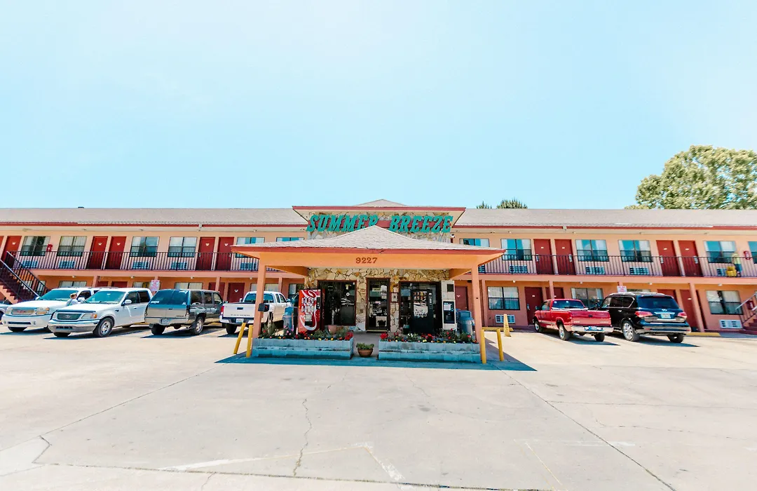 Summer Breeze Motel-1