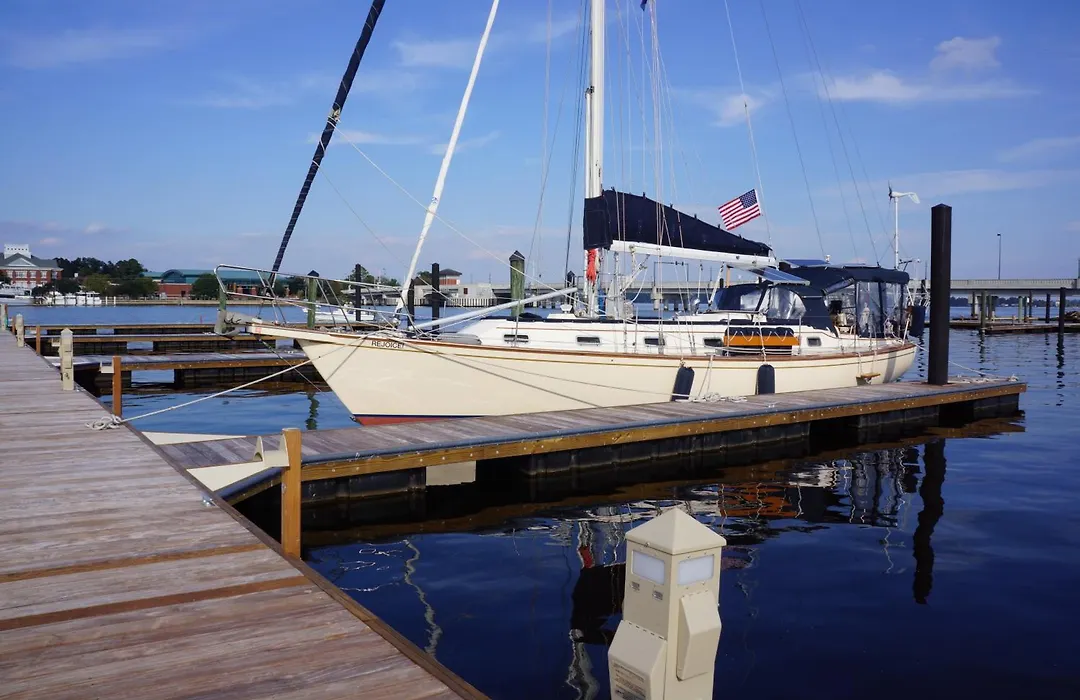 Bridgepointe Hotel & Marina-1