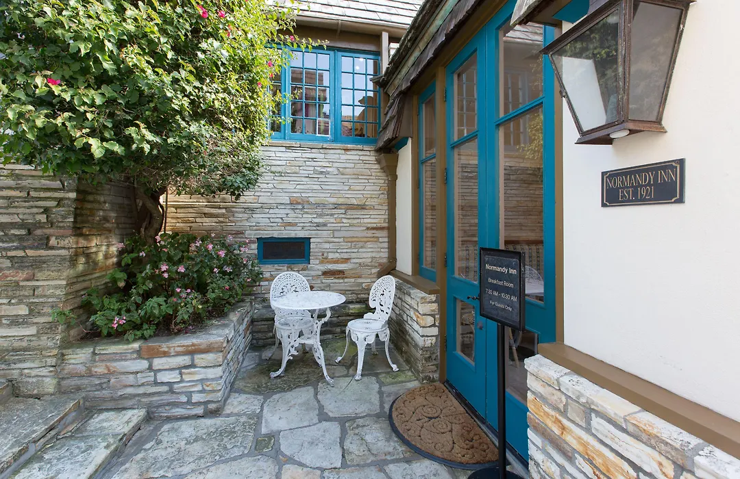 Normandy Inn-1