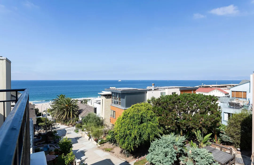 The Sea View Inn At The Beach-1