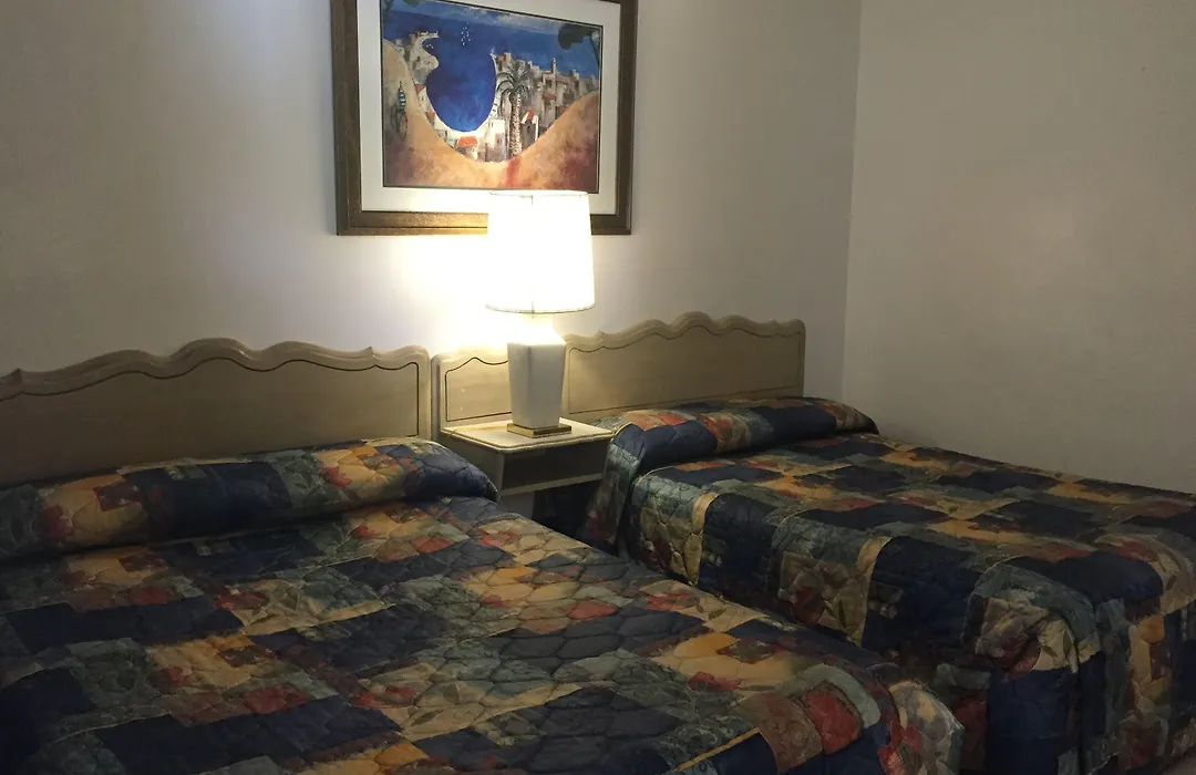 Brittany Motel-1