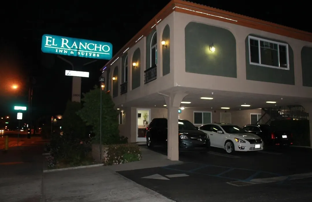 El Rancho Inn-1