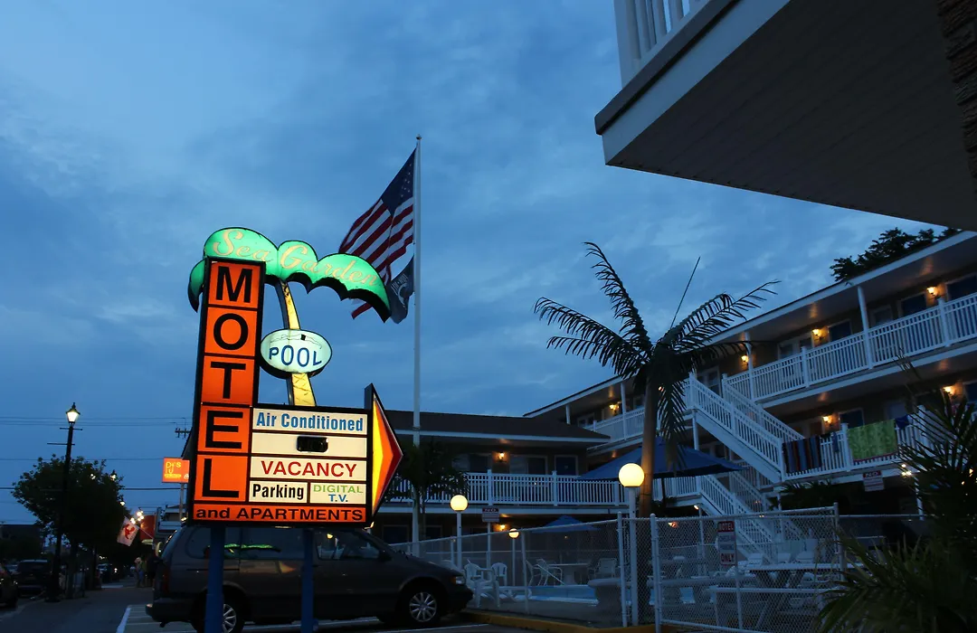 Sea Garden Motel-1