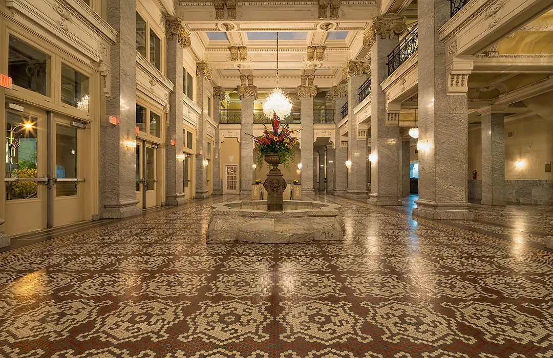 Hotel Bentley-1