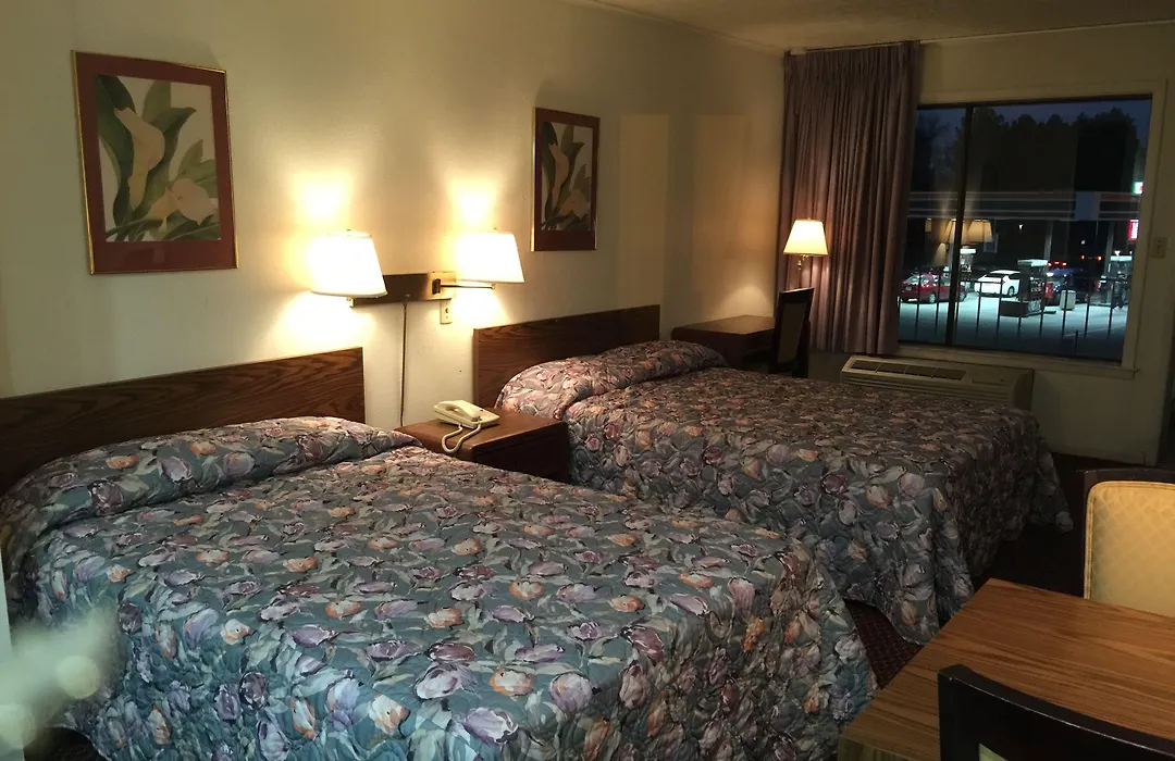 Flagship Inn-1