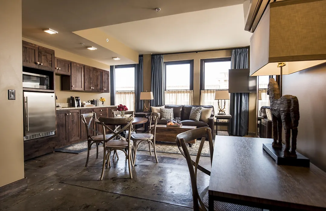 Frontier Hotel Pawhuska-1