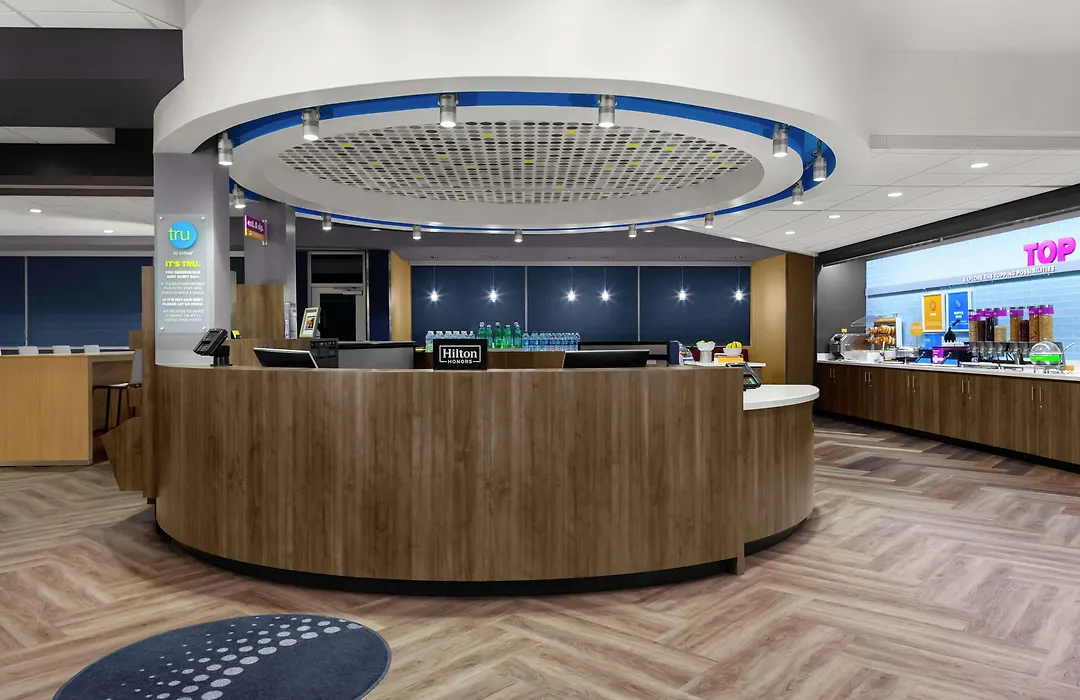 Tru By Hilton Gilbert-1