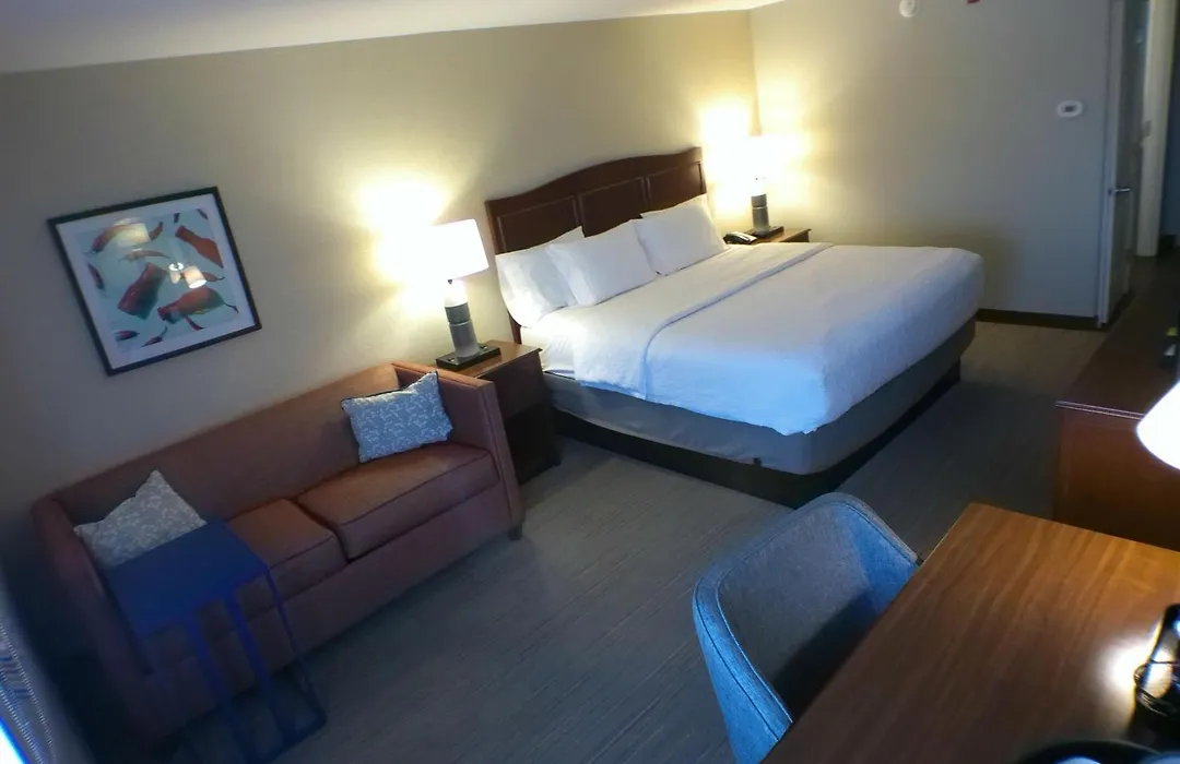 Hampton Inn Houma-1