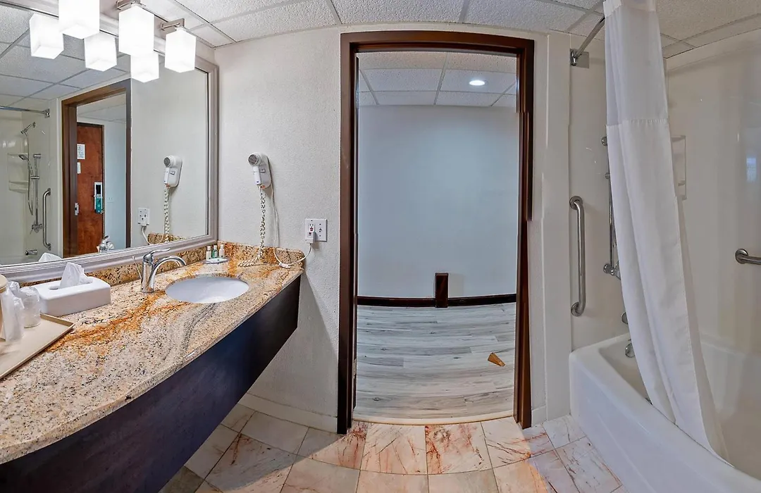 Quality Inn Milan-Sandusky-1
