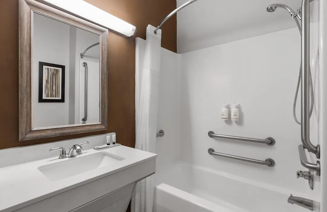 Wingate By Wyndham Destin-1