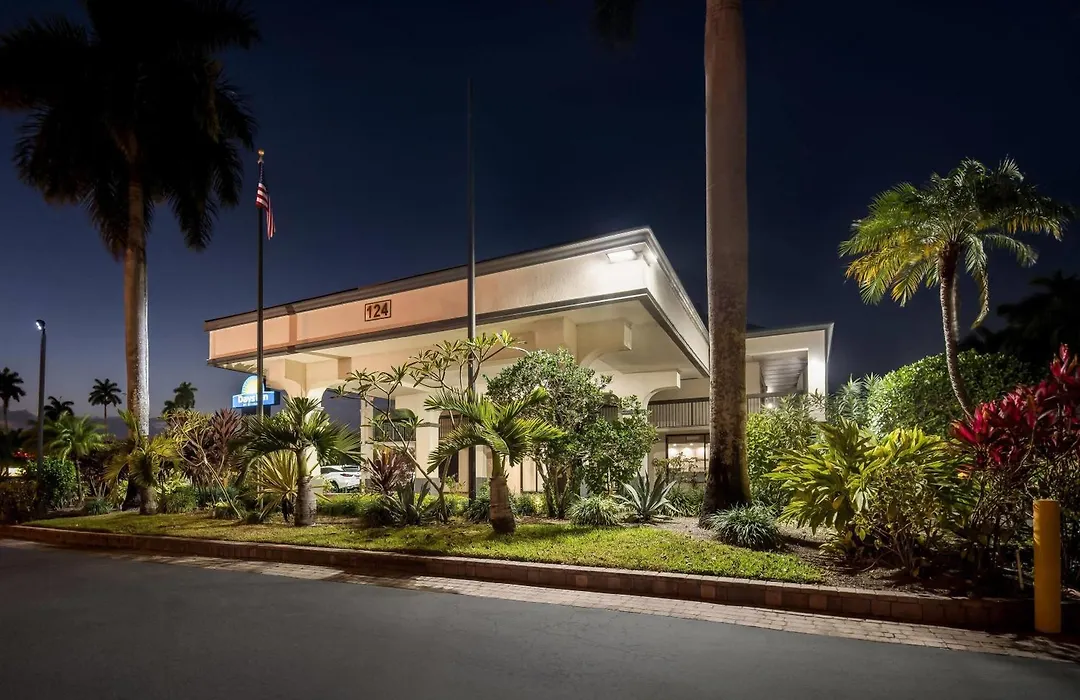 Days Inn By Wyndham Florida City-1