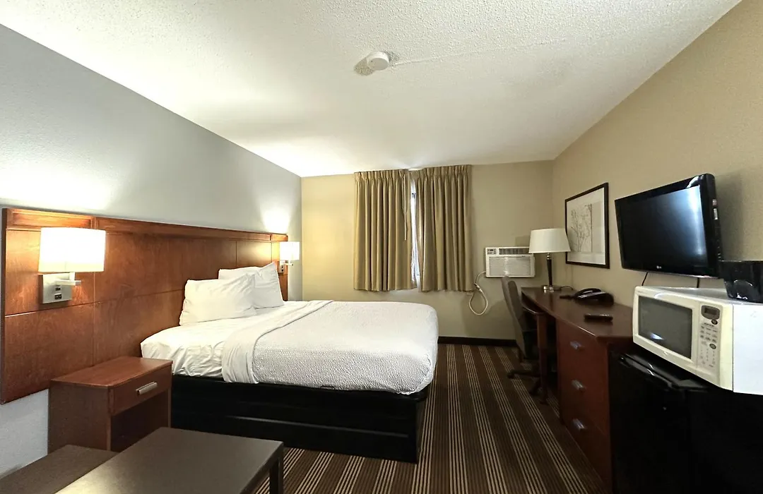 Americas Best Value Inn Fargo-1