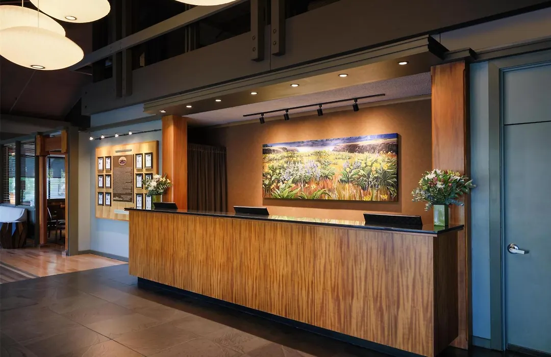 Best Western Plus Hood River Inn-1