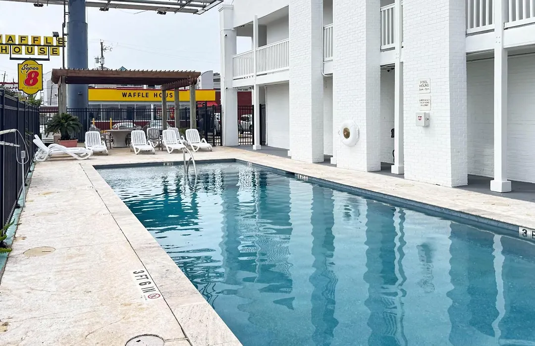 Motel 6 Classic Galveston, Tx Beach-Seawall-1