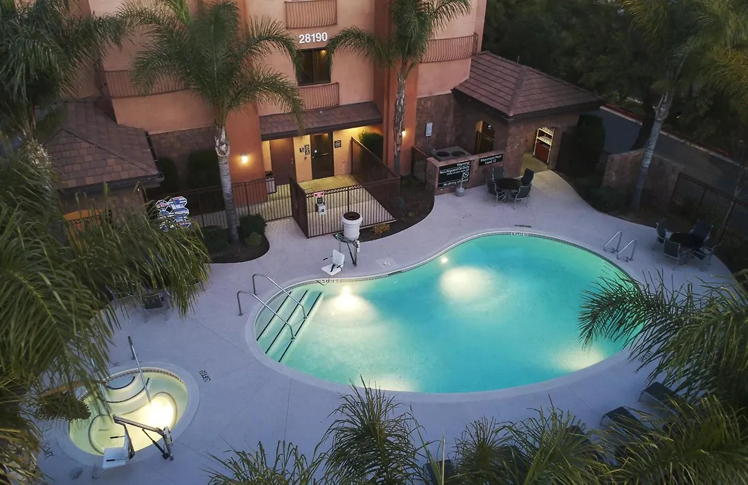 Hampton Inn & Suites Temecula-1
