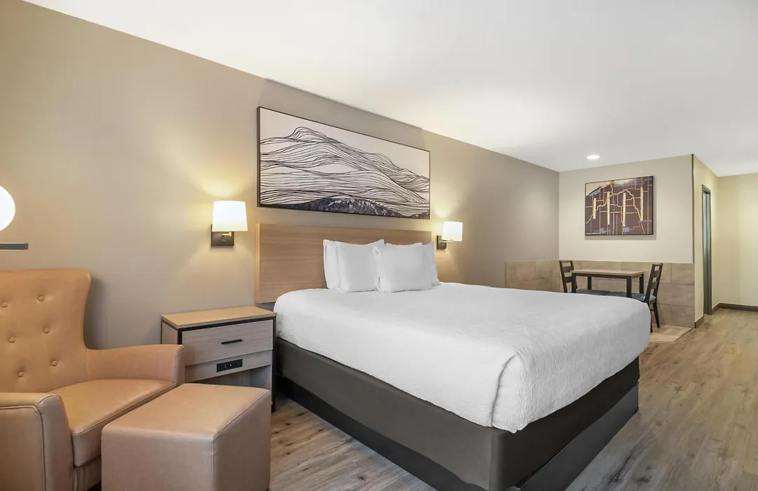 Best Western Plus Meridian-1