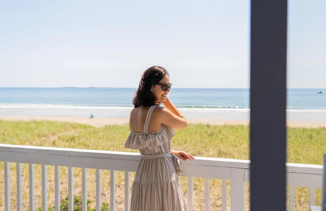 Waves Oceanfront Resort-1