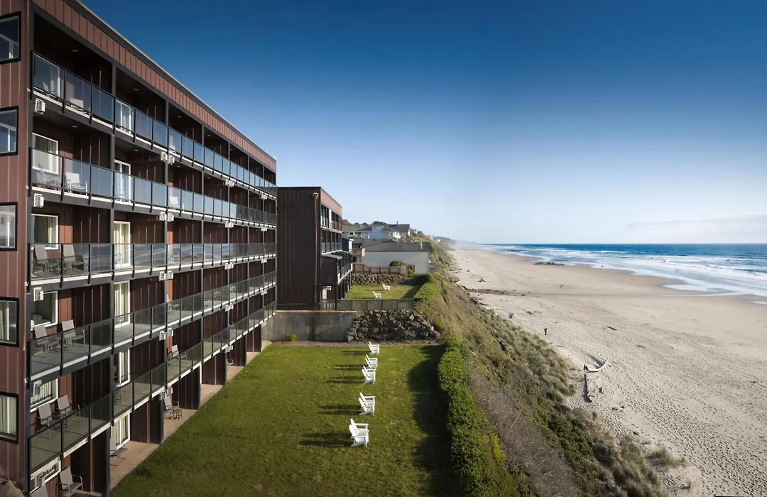 Starfish Manor Oceanfront Hotel-1