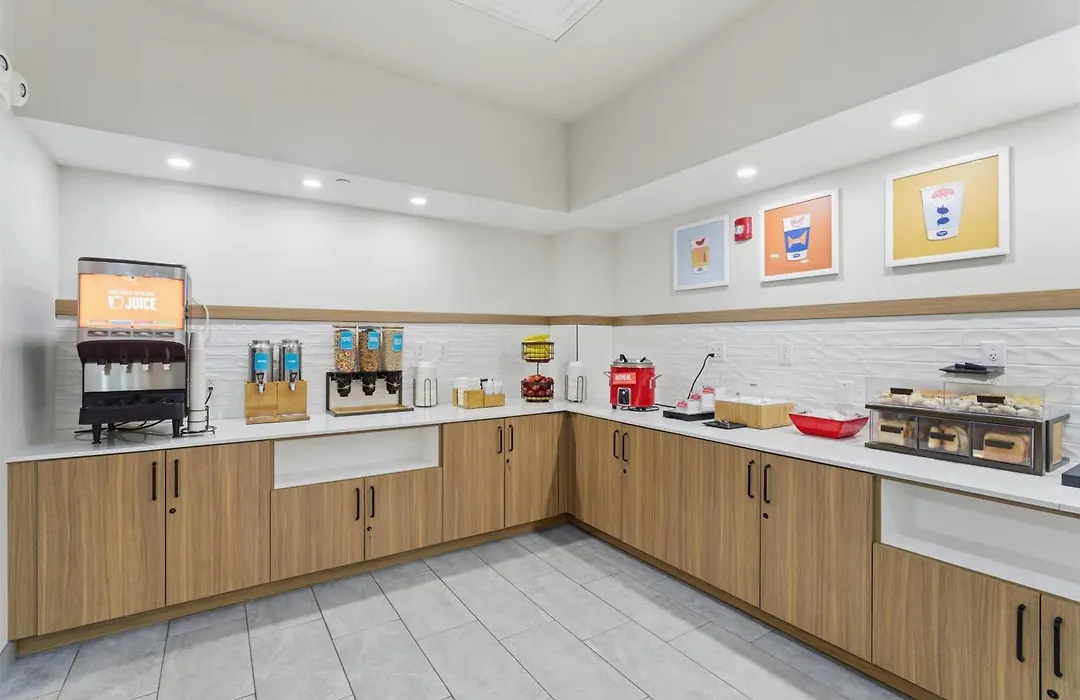 Hampton Inn And Suites Woodstock, Virginia-1