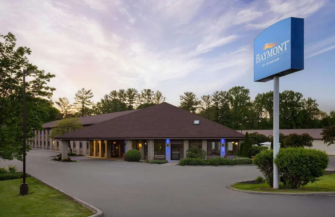 Baymont By Wyndham Logan-1