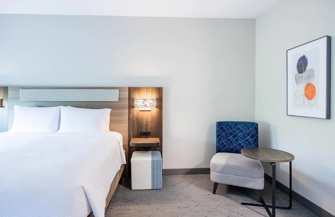 Holiday Inn Express & Suites Columbus - Polaris, An Ihg Hotel-1
