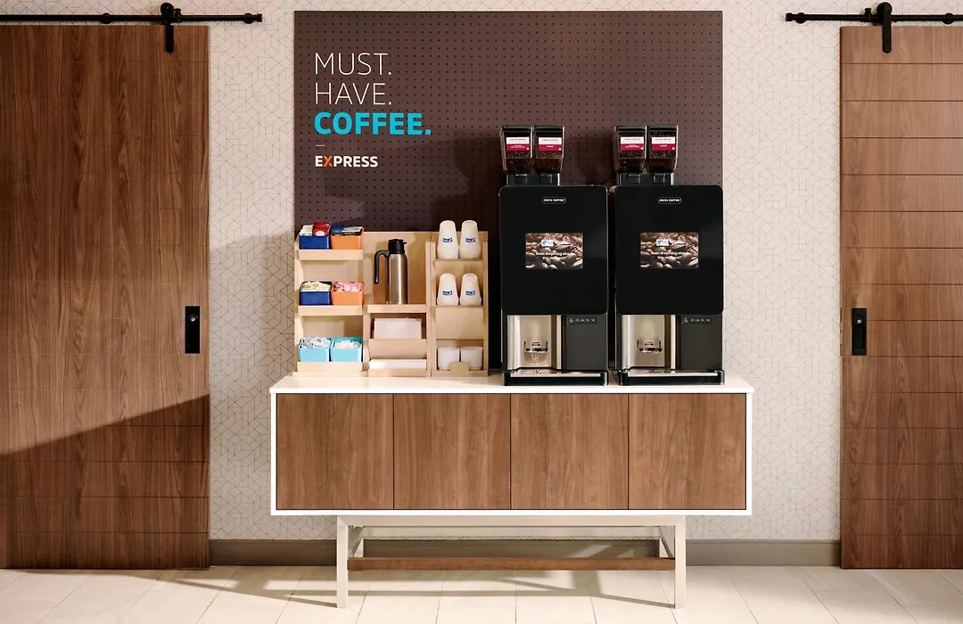 Holiday Inn Express Cleveland Downtown By Ihg-1