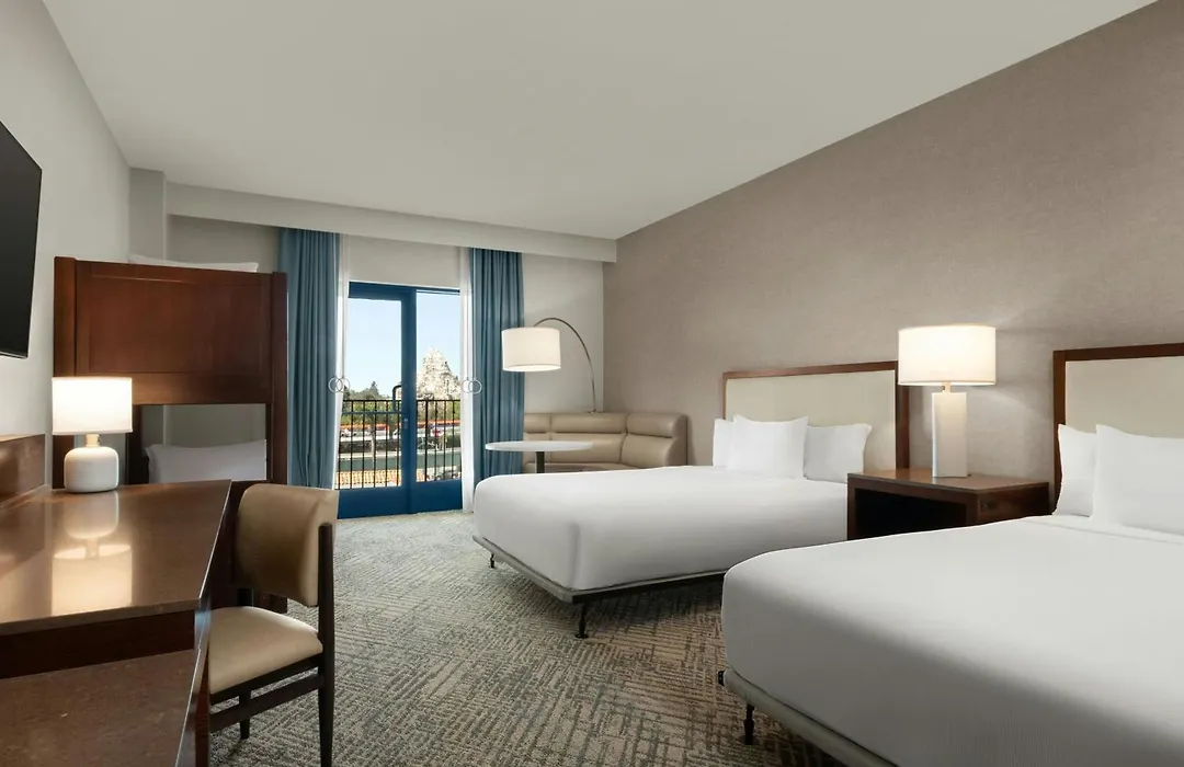 Courtyard By Marriott Anaheim Theme Park Entrance-1