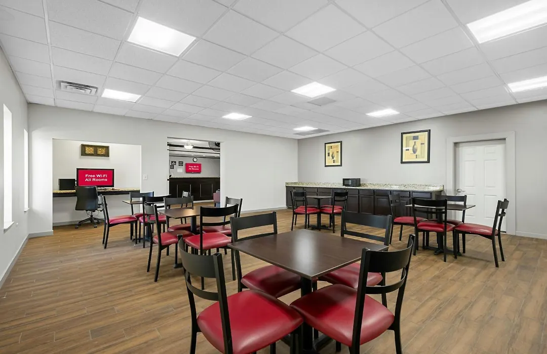 Red Roof Inn Gurnee - Waukegan-1