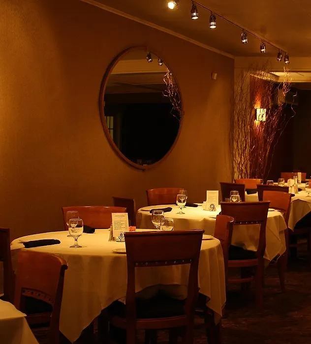 Macaluso'S At The Lantern Lodge-1