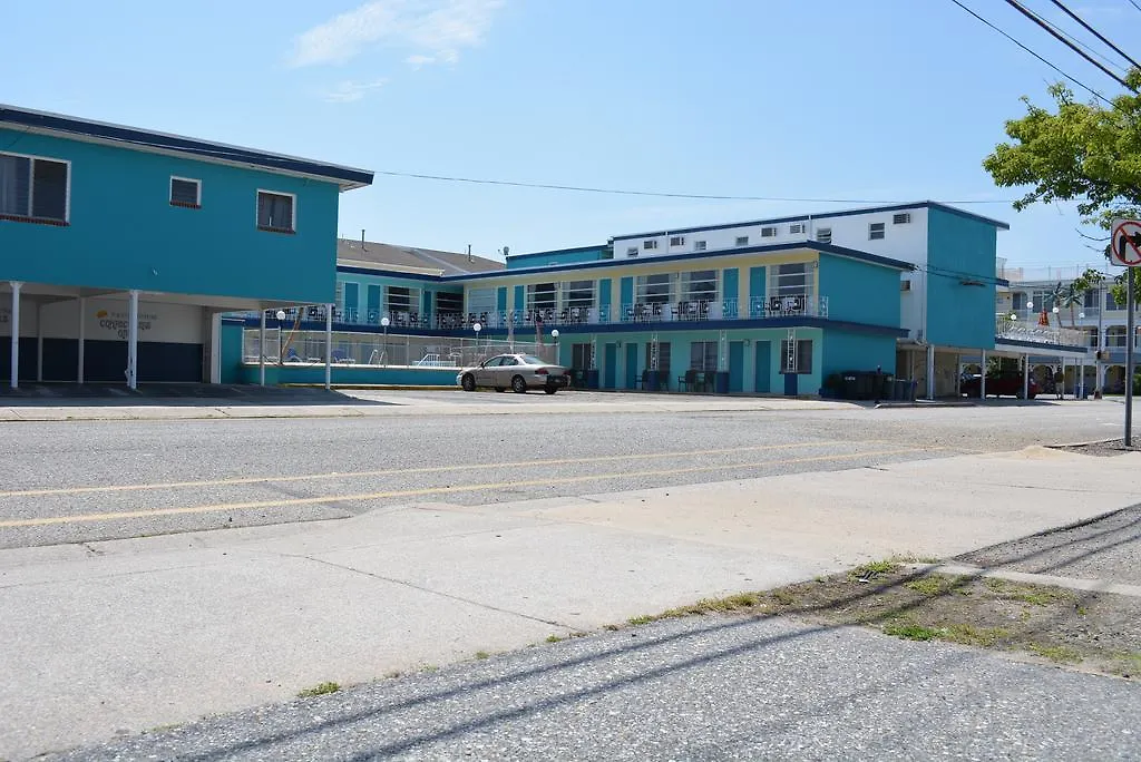 Royal Court Motel-1