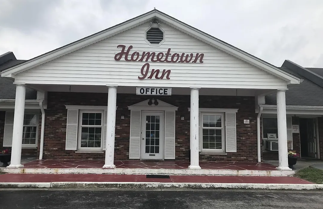 The Hometown Inn-1