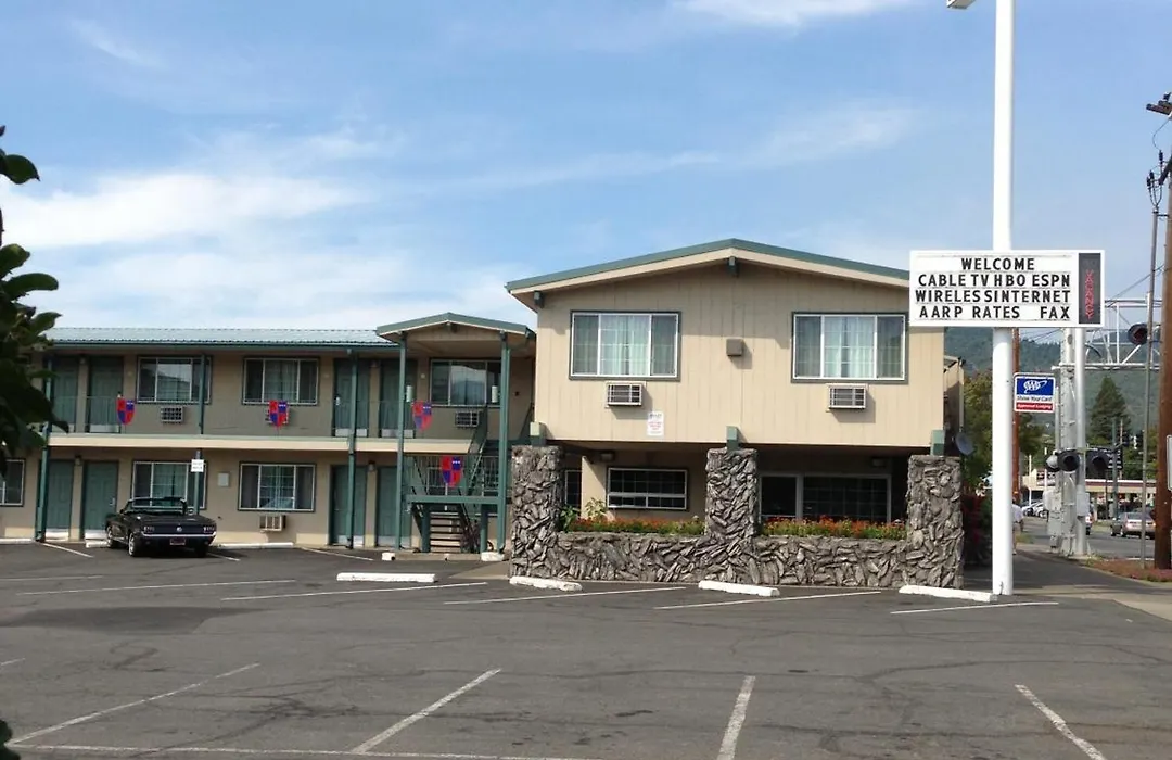 Knights Inn Motel-1