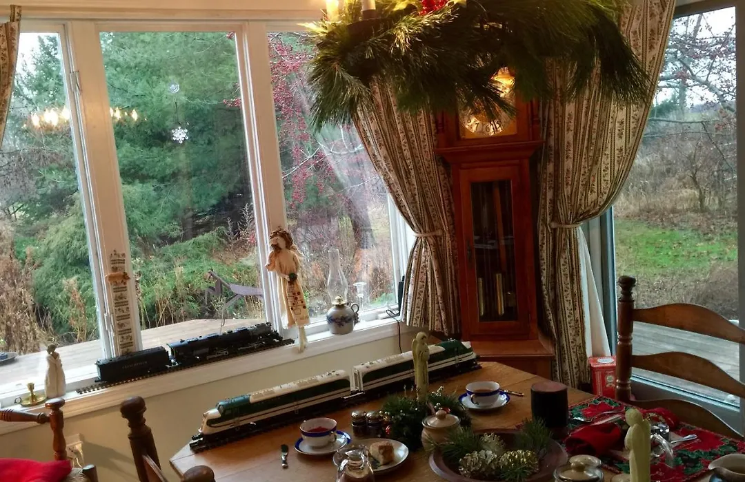 Bryn Meadow Farm B&B-1