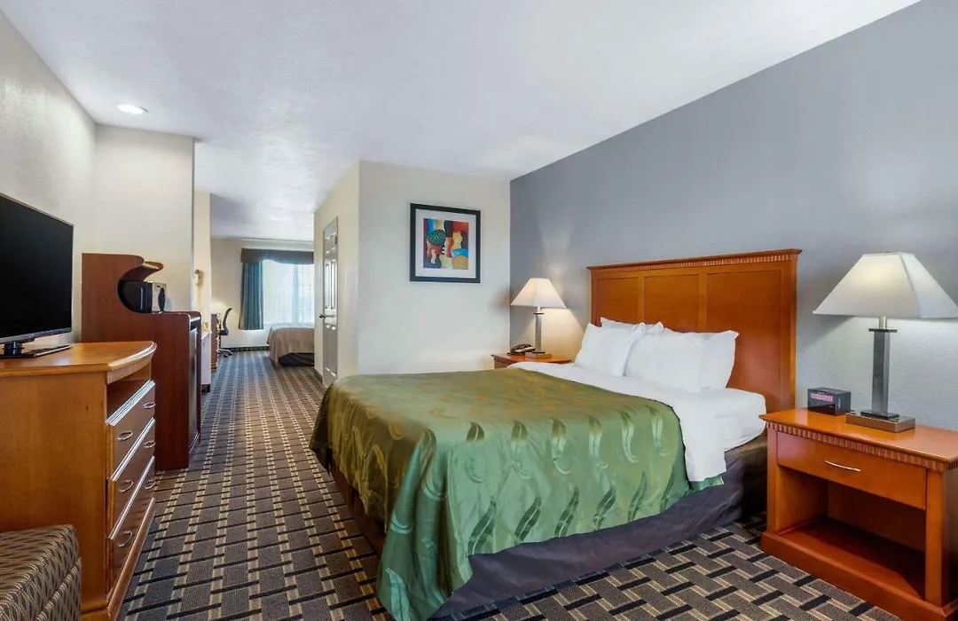 Quality Inn & Suites Huntington Beach-1