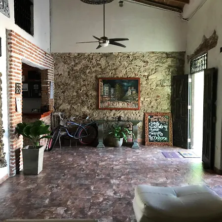 Casa Mama Waldy Hostel-3