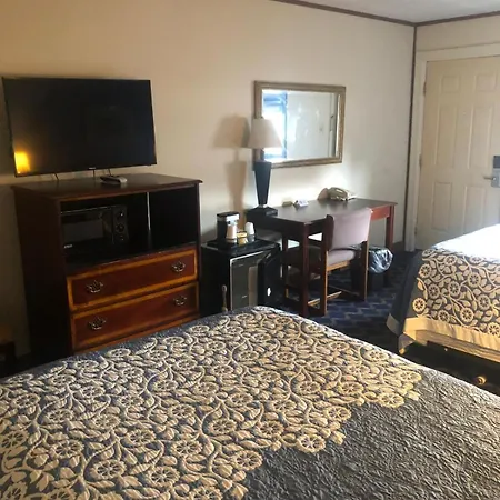 Aderi Hotel Lewisburg-3