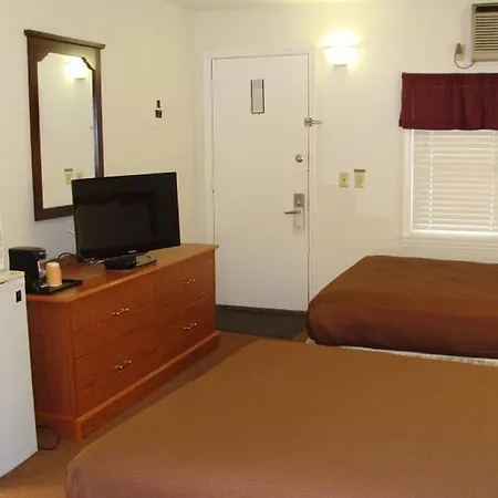 University Lodge-2